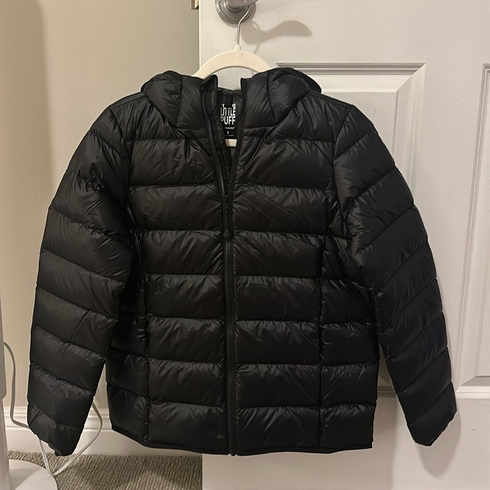 Aritzia TNA Little Puff Coat - NEVER WORN, Black, Medium